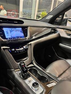 كاديلاك XT6